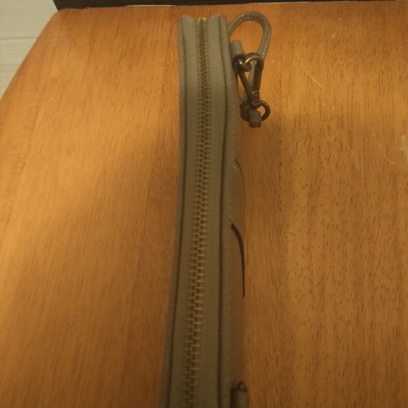 Carlos G Wallet - Picture 4 of 14